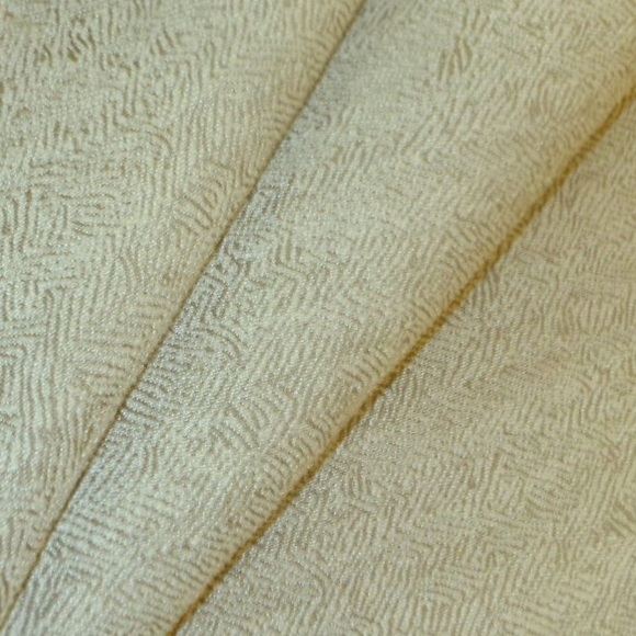 Monochromatic Neutral Entangle in Dune Fabric - Picture 3 of 6